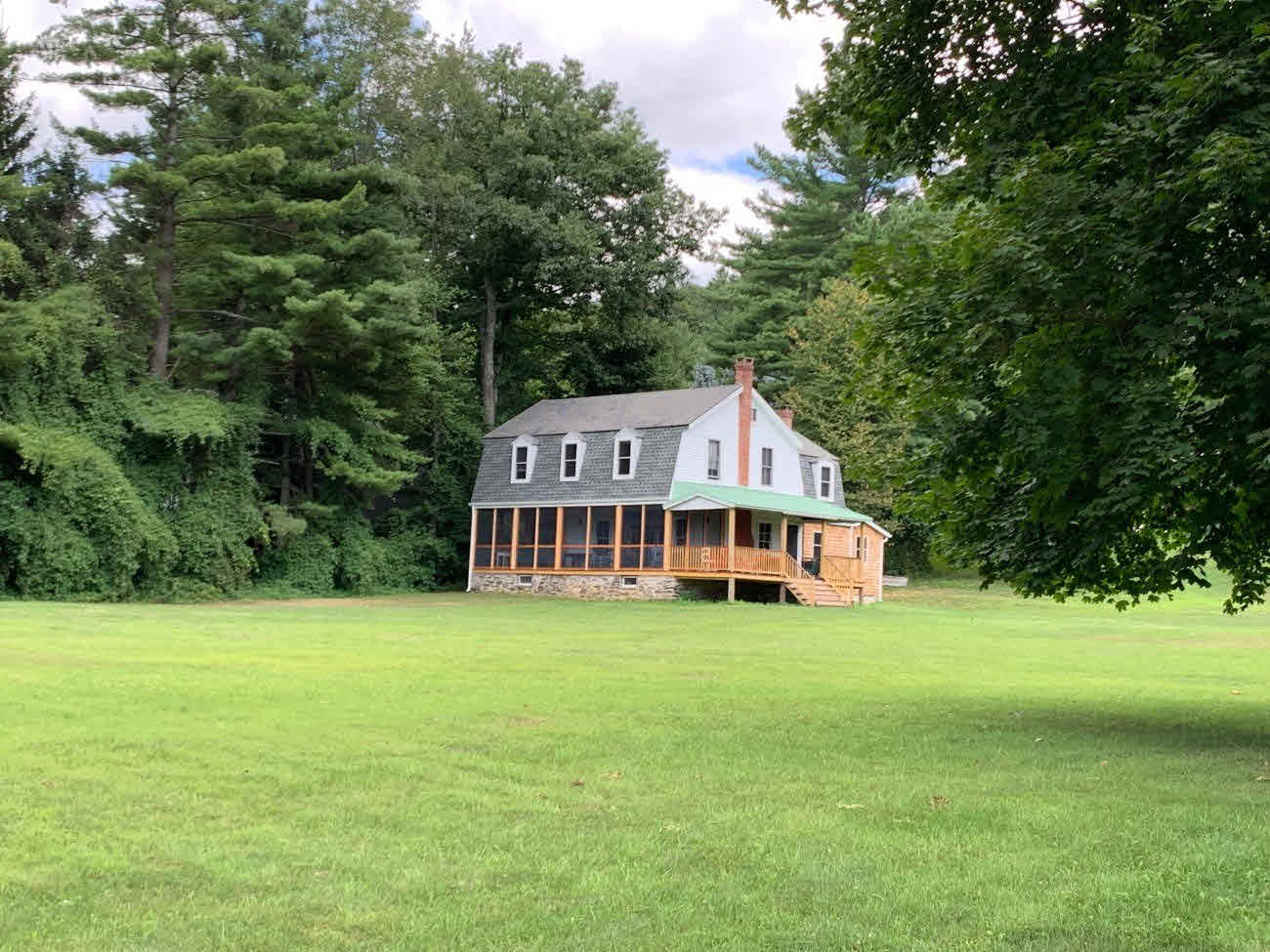 Building photograph for 294 TWIN LAKES ROAD